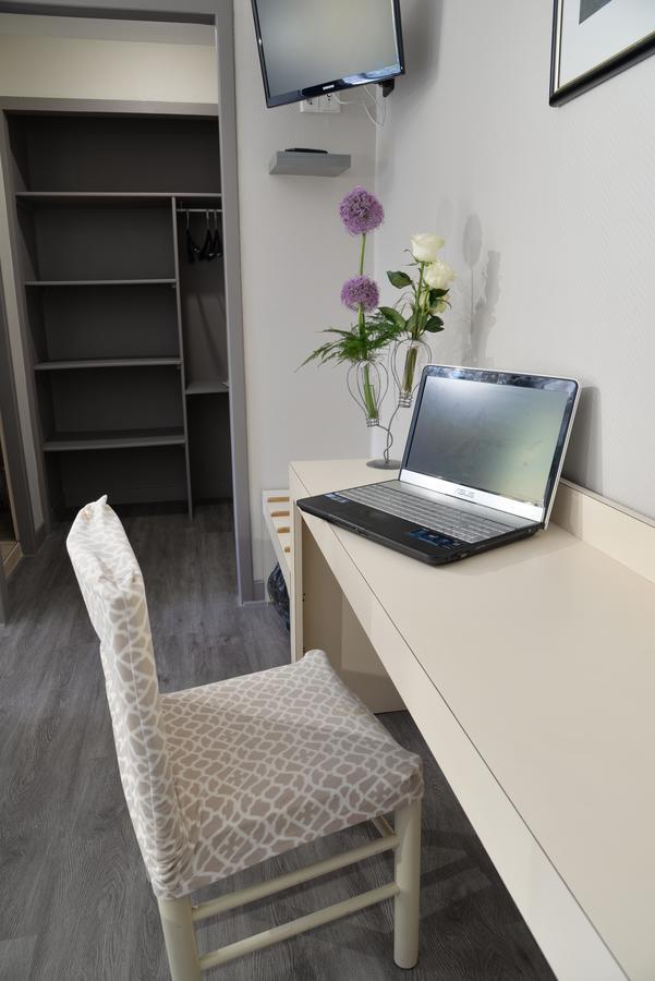 Hotel Acropolis 3*