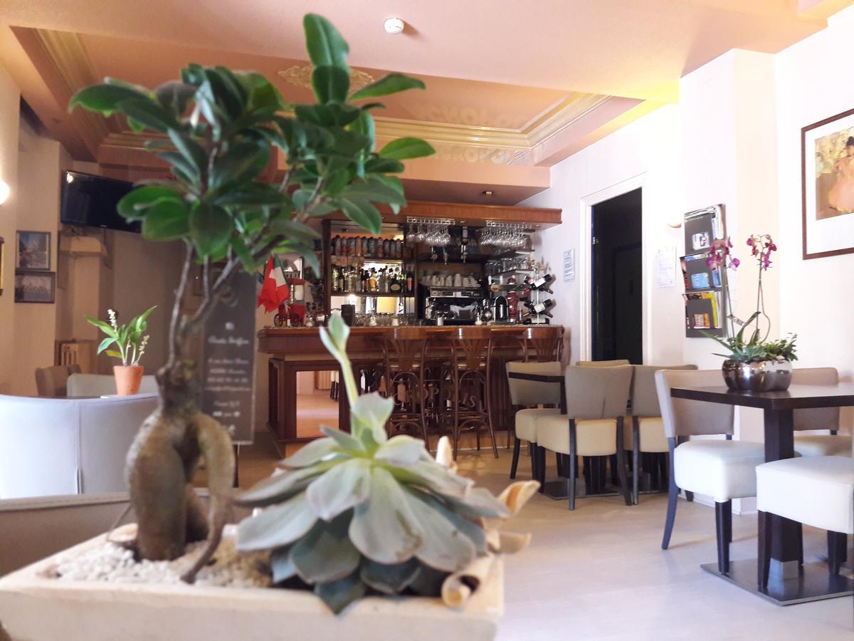Acropolis 3*