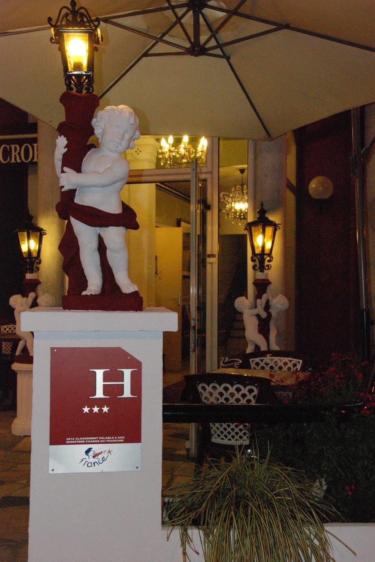 Acropolis Hotel Lourdes